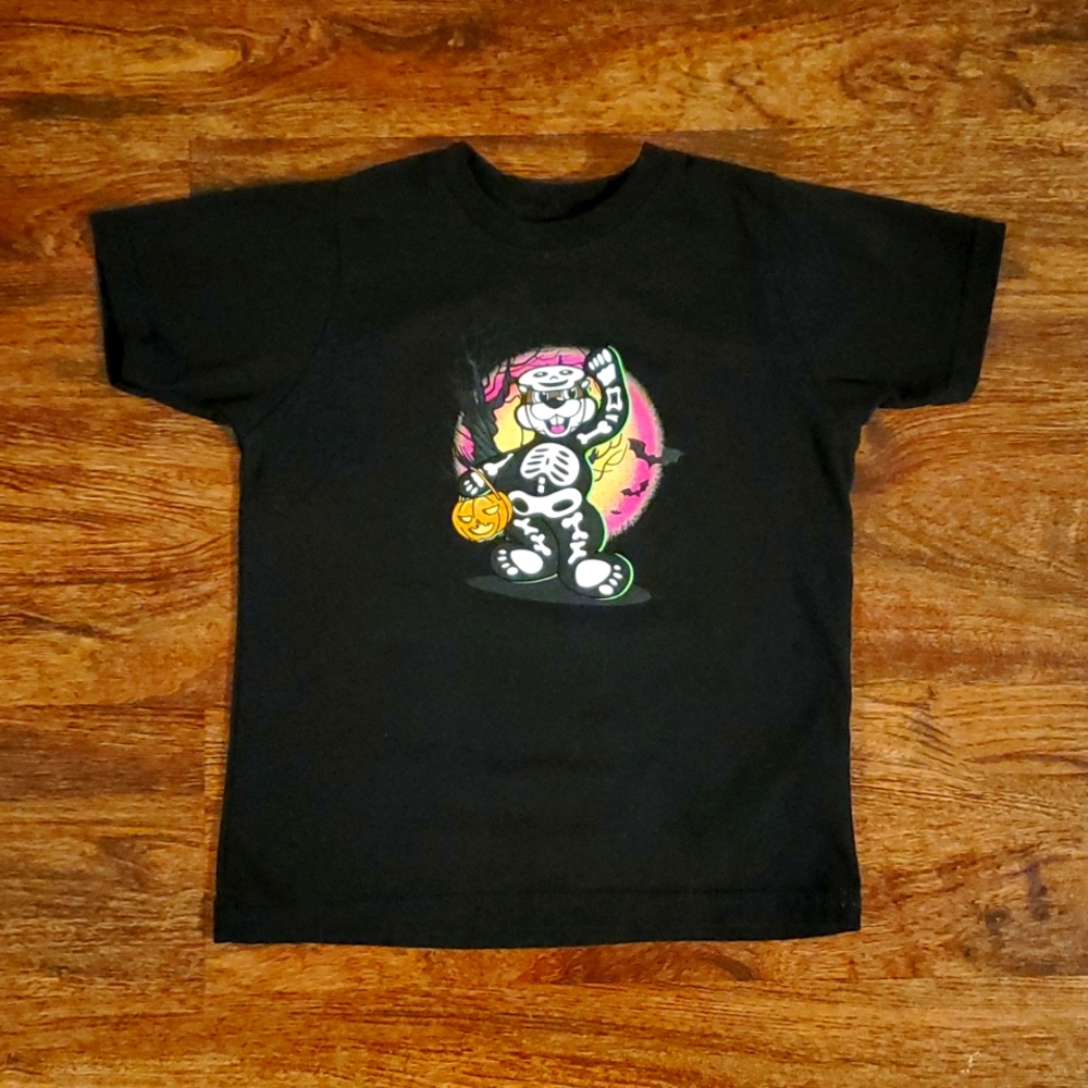 Bucees Halloween T-Shirt 4T